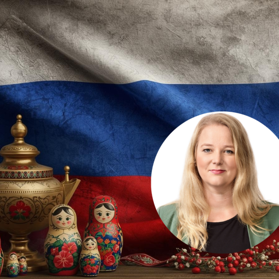 Foto af det russiske flag samt Kristine Amalie Rosgård